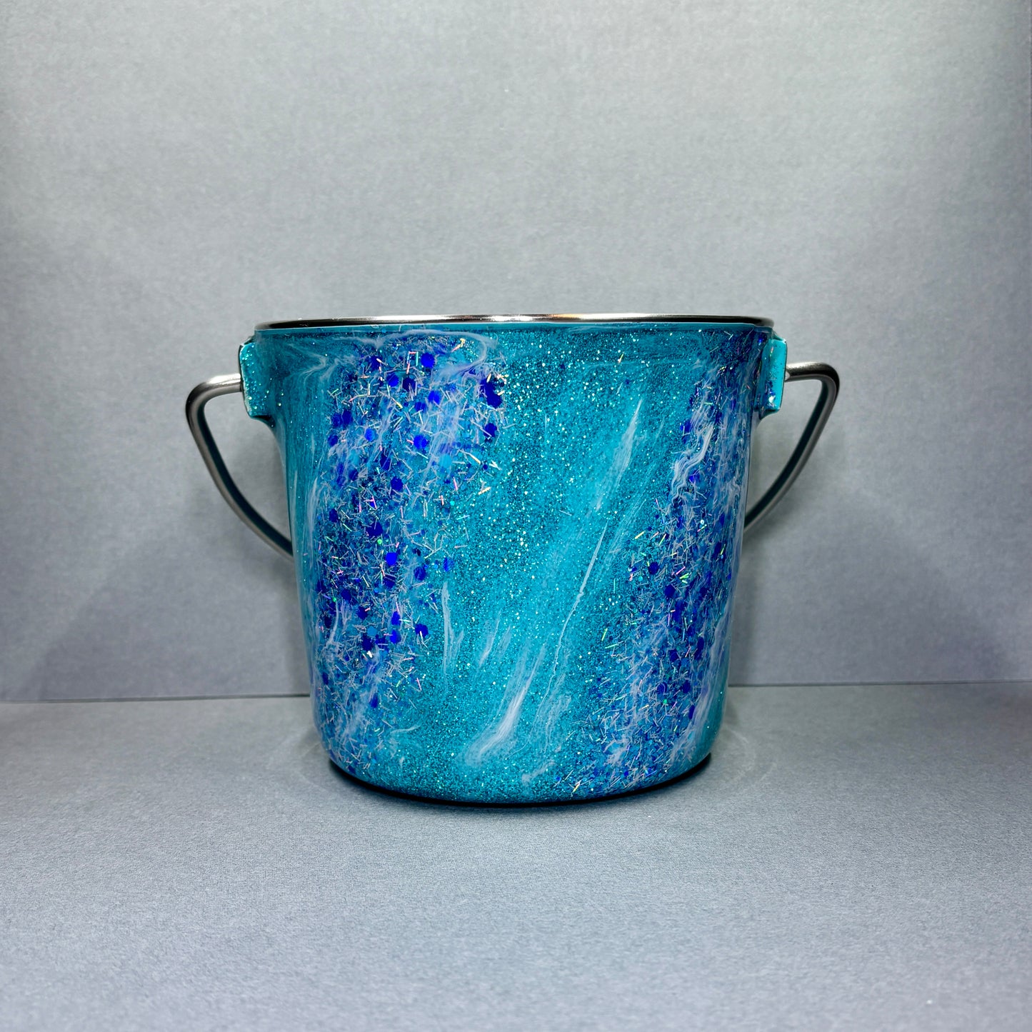Water Bucket w/o Hooks 32oz.