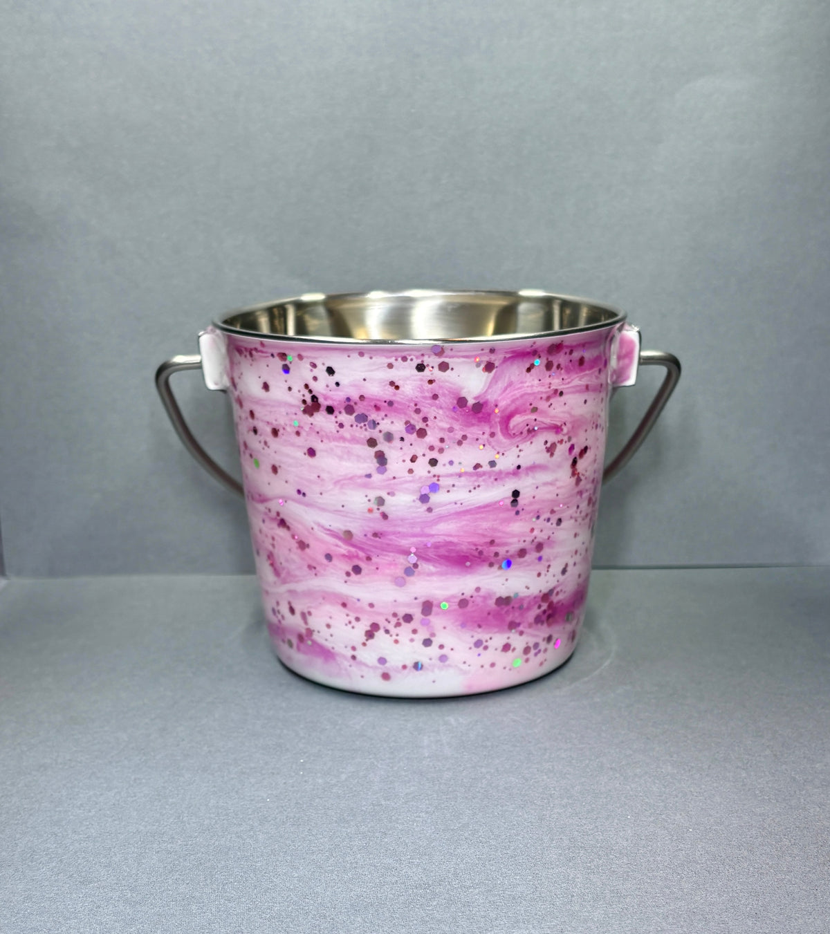 Water Bucket w/o Hooks 32oz.