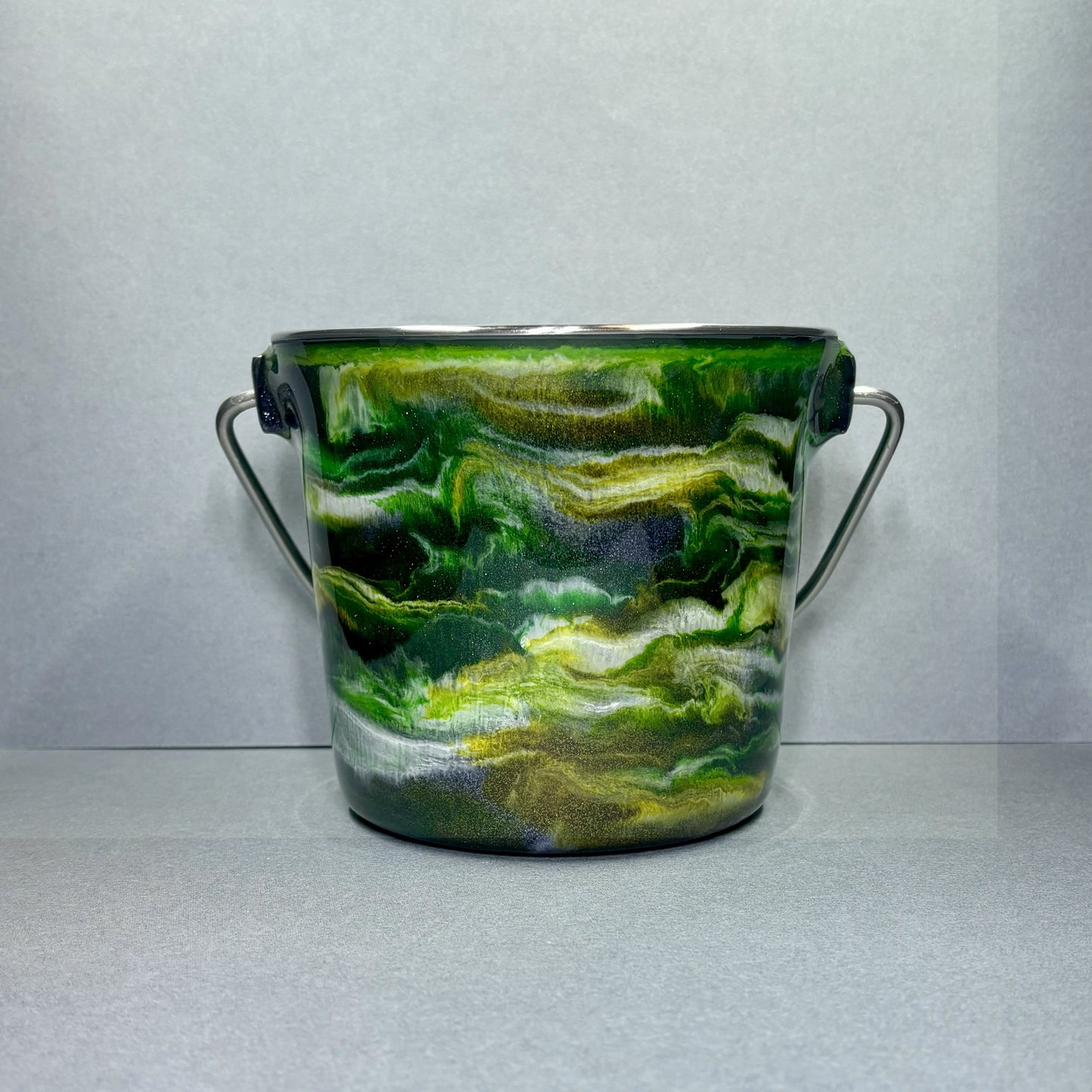 Water Bucket w/o Hooks 32oz.