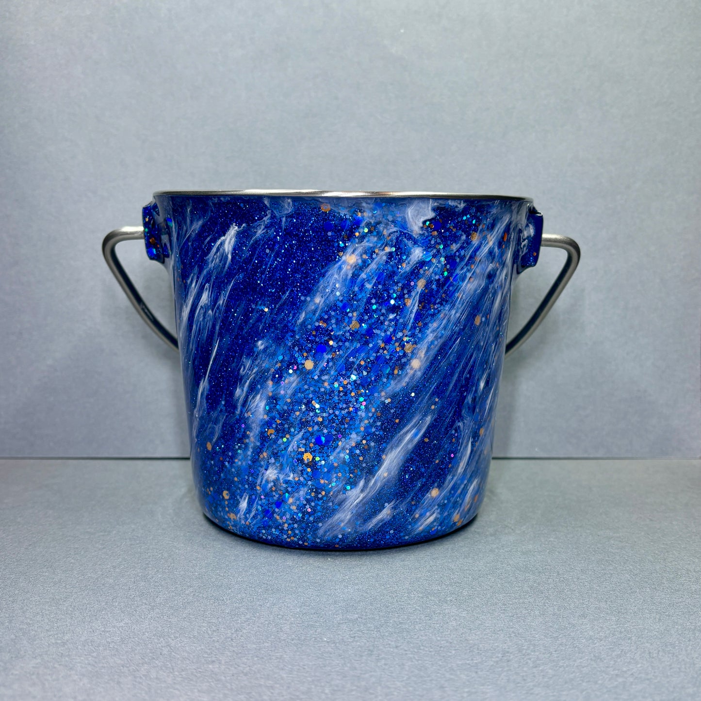 Water Bucket w/o Hooks 32oz.