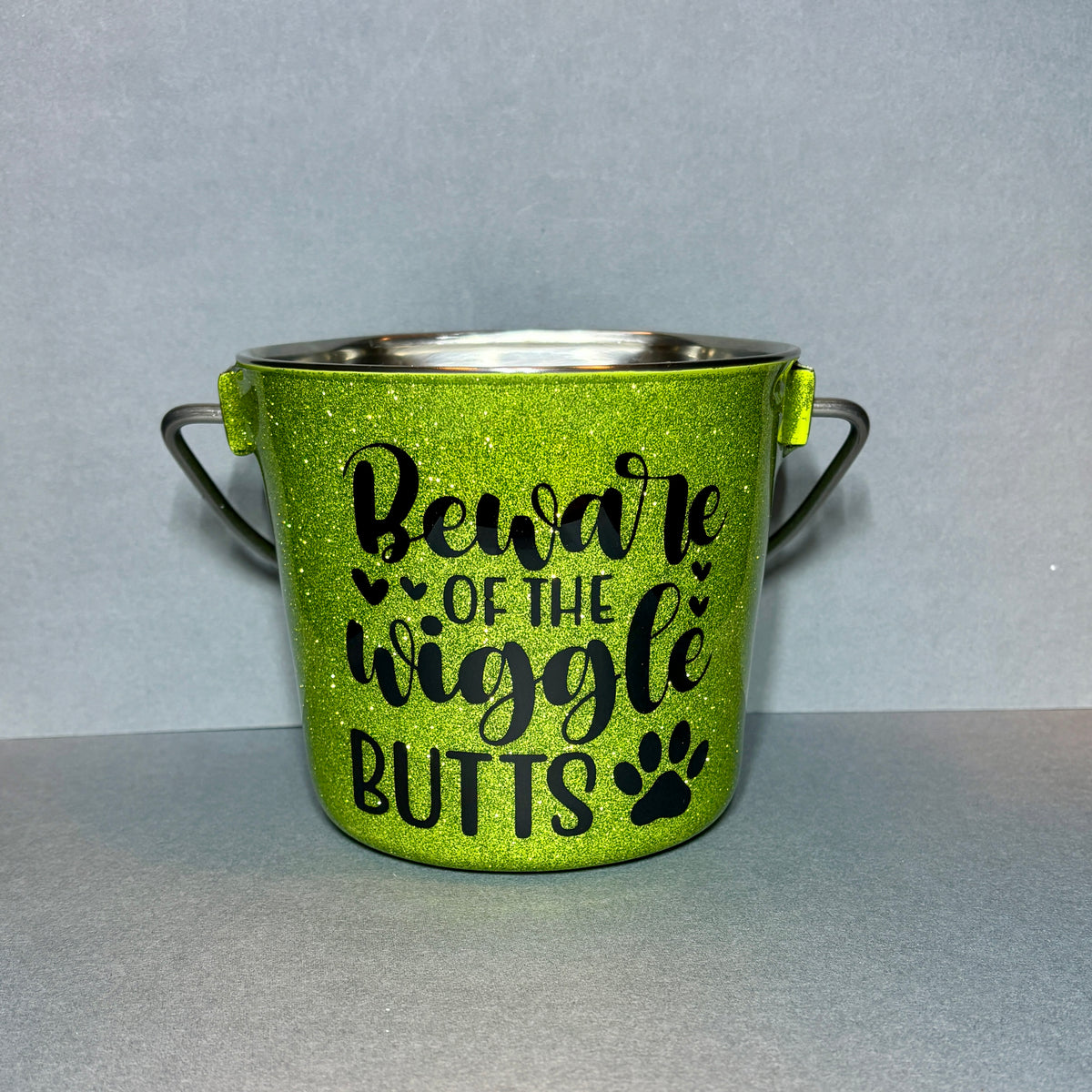 Water Bucket w/o Hooks 32oz.