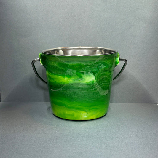 Water Bucket w/o Hooks 32oz.
