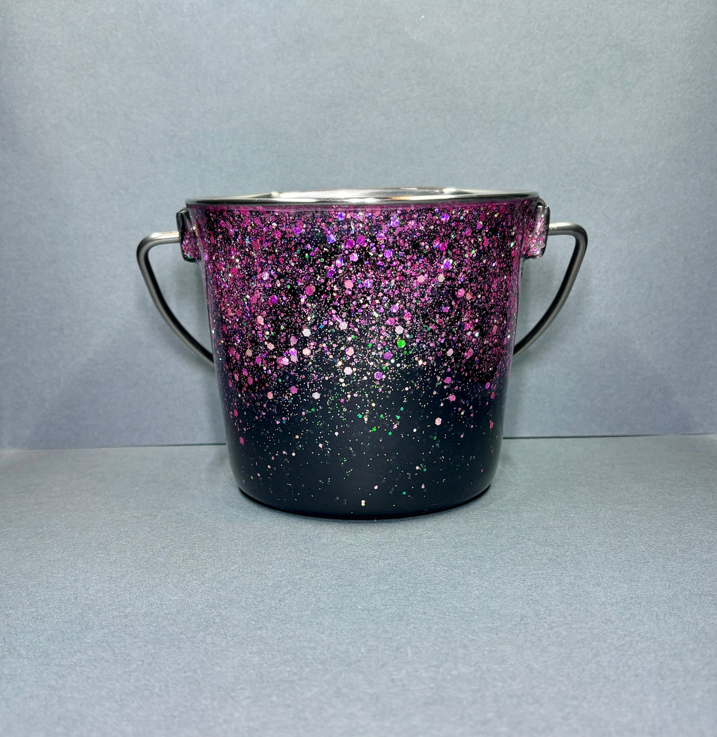 Water Bucket w/o Hooks 32oz.