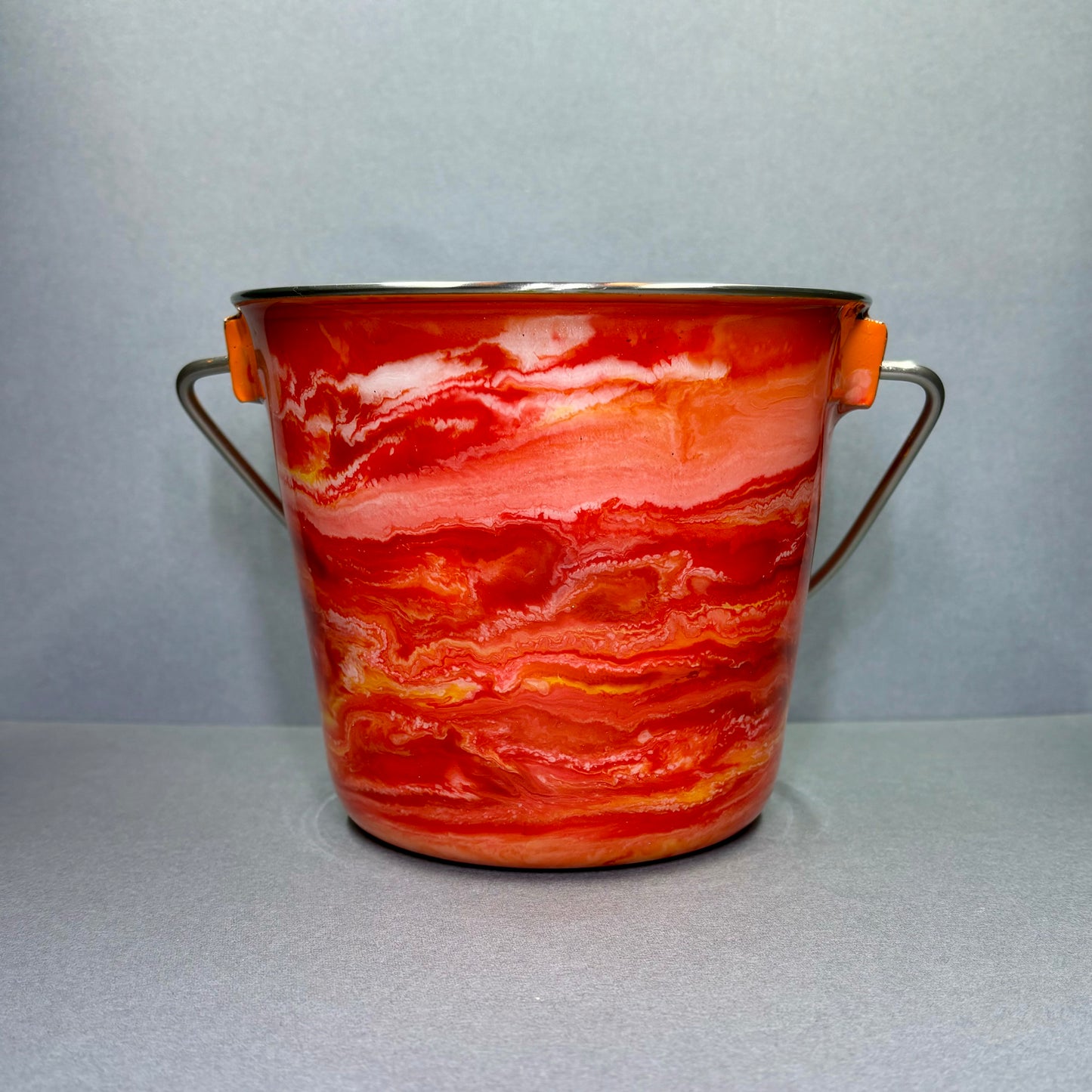 Water Bucket w/o Hooks 32oz.