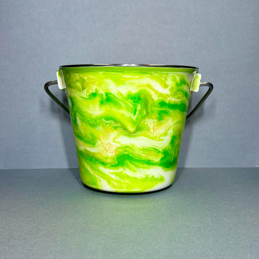 Water Bucket w/o Hooks 32oz.