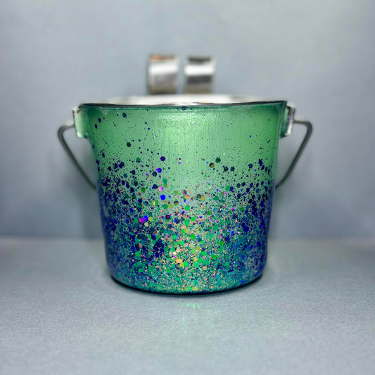 Water Bucket w/ Hooks 32oz.